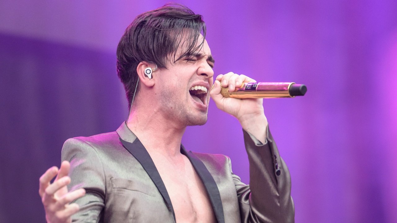 Brendon Urie hairstyles, hair and haircuts